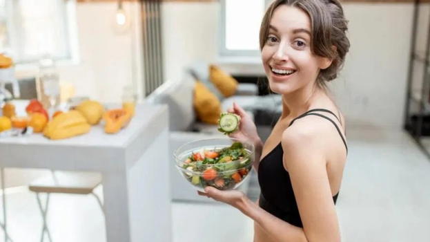 Vegano per 100 giorni: ecco cos’è successo al suo corpo