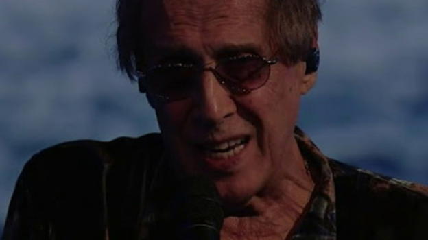 Celentano scrive a Benigni: "Caro estremista europeo…