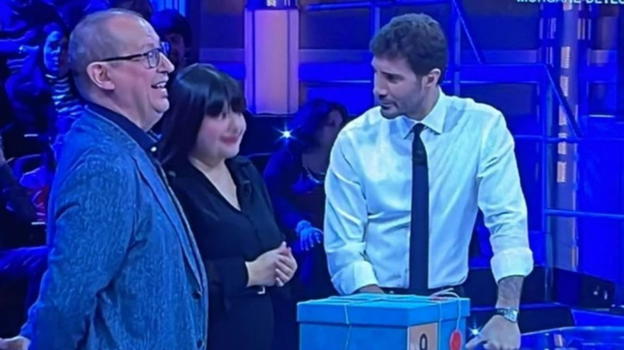 Affari Tuoi, insulti a Mariagrazia dopo la puntata: "Fuori di testa"
