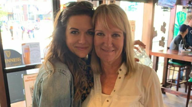 Muore di infarto a 28 anni, la mamma accusa: "Era sana e sportiva, tutta colpa di quelle bevande…"