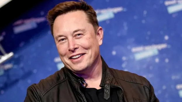Effetto Musk sui prezzi delle assicurazioni auto: ecco quanto aumentano