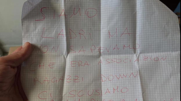 Ladri restituiscono le colombe ai bimbi disabili: "Siamo ladri ma..