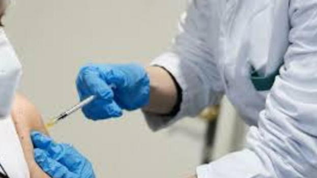 Pregliasco: "15milioni di persone a letto, è la peggiore degli ultimi anni"