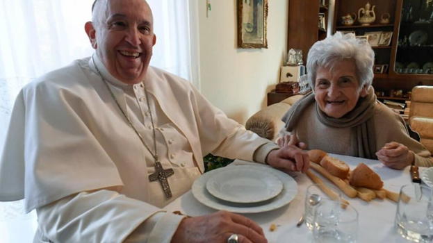 Addio a Papa Francesco, Carla la cugina di Asti rompe il silenzio