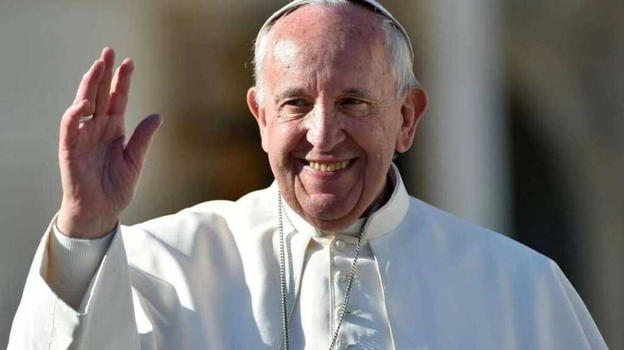 Papa Francesco, l’ultima telefonata prima di spegnersi: ha chiamato Suor…