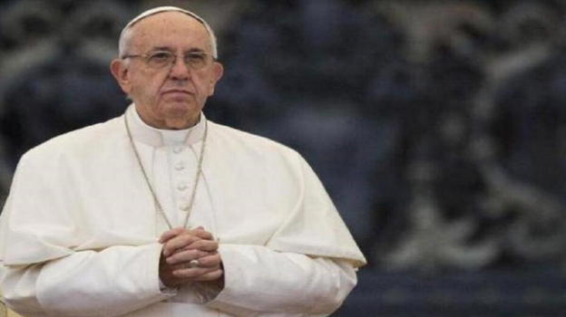 "Erano con lui negli ultimi istanti di vita". Papa Francesco, solo 6 persone gli sono rimaste accanto