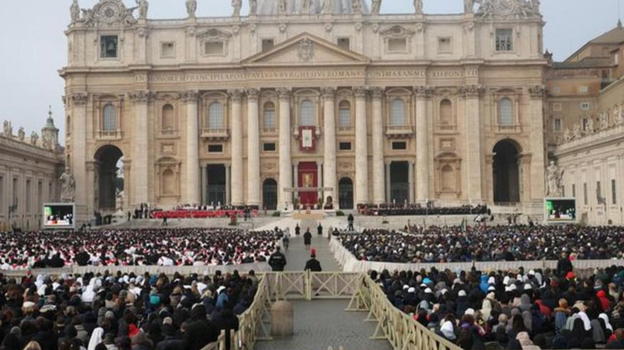 Papa Francesco, le telecamere hanno ripreso tutto: era presente durante i funerali