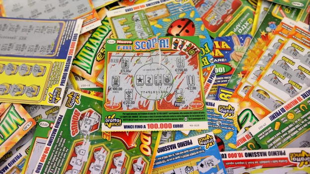 Gratta e Vinci, con soli 25 euro vince 6 milioni, ma accade l’impensabile