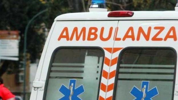Italia, la notizia è appena arrivata: "Colpito da due treni in corsa"