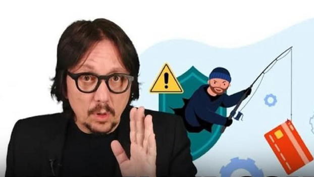 Questo SMS ti svuota il conto: "Non apritelo"