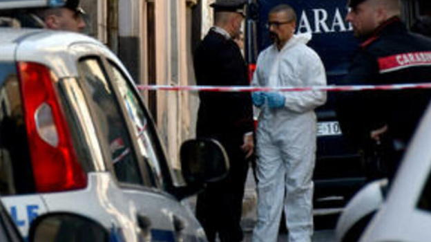 Mamma della neonata di 7 mesi lanciata dal balcone rompe il silenzio: "L’ho fatto perché..