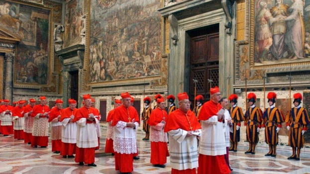 Conclave, i Cardinali hanno votato il nuovo Pontefice: in testa c’è lui