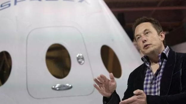 La profezia di Musk: "Il Sole deflagrerà, ecco come salverò l’umanità..