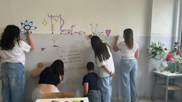 Il racconto scioccante delle compagne di classe