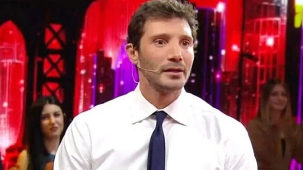 “L’ha mollato per il calciatore”. È finita male per Stefano De Martino