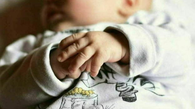 Morta bimba di 6 mesi: è stata picchiata e…