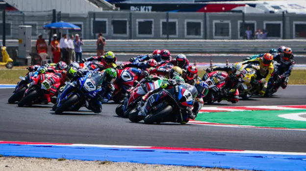 Ha perso la vita appena dopo la gara di Superbike: Misano in lutto