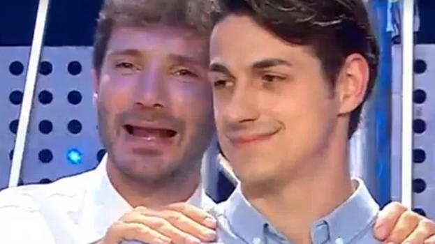 Affari Tuoi, Giovanni incanta i social: cosa si scopre