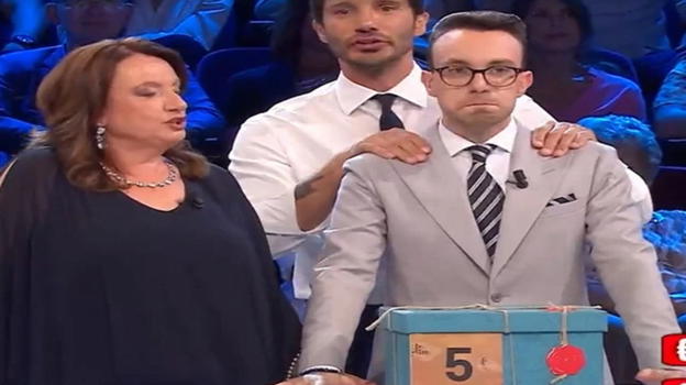 Affari Tuoi, ecco chi è veramente Antonio il ‘Presidente’