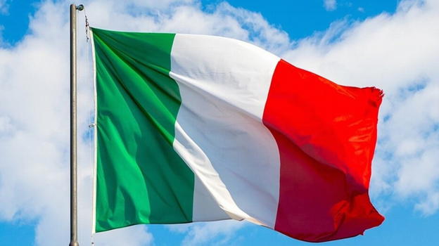 Abbiamo chiesto a ChatGPT come sarà l’Italia tra 100 anni con questo caldo: la foto è da brividi
