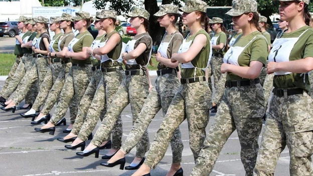 Leva militare obbligatoria, la decisione dell’Europa fa tremare l’Italia