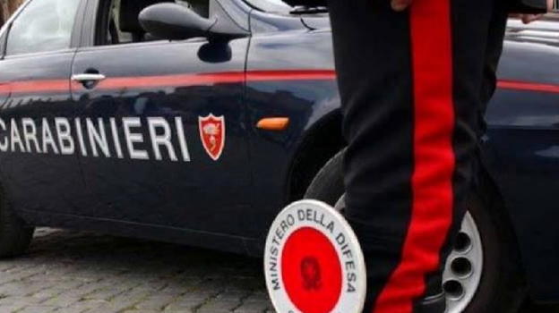 Arrestati 3 giovani: filmavano minorenni mentre le..