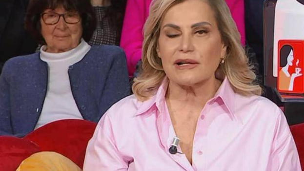Simona Ventura e Simone Cristicchi, la paralisi di Bell: cos’è e quali sono i sintomi