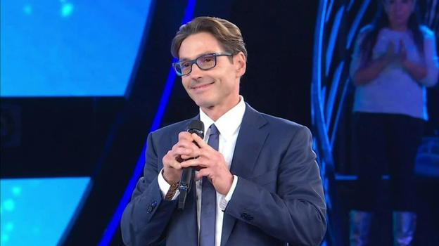 Pier Silvio Berlusconi, che colpaccio! Il noto volto Rai verso Mediaset