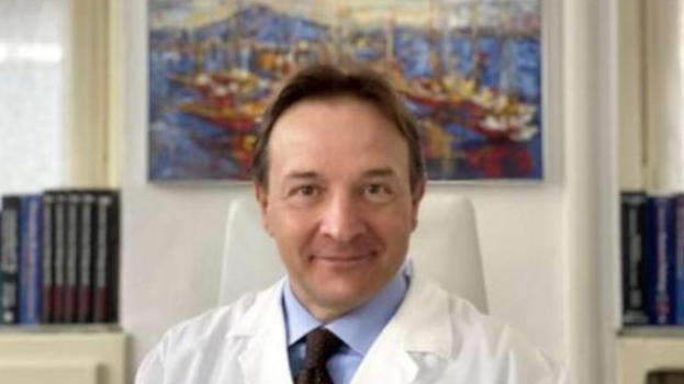 Condannato per molestie a studentesse, torna ad insegnare: ecco dove