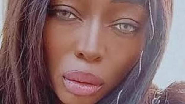 "Senza rispetto". Finiscono online le foto degli ultimi attimi della modella