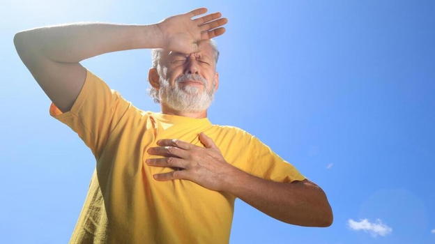 L’allarme dei cardiologi: "Ecco come proteggere il cuore con questo caldo"