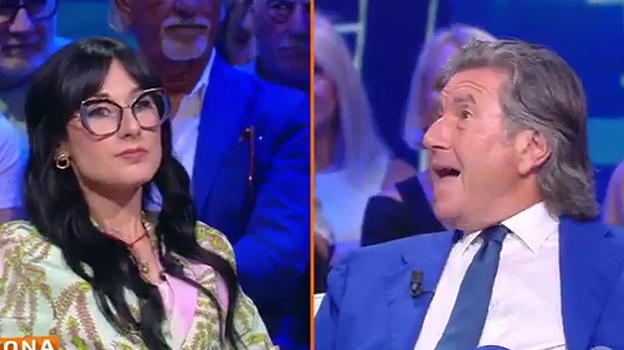 De Rensis choc, la rivelazione in diretta: Brindisi costretto a chiudere il microfono