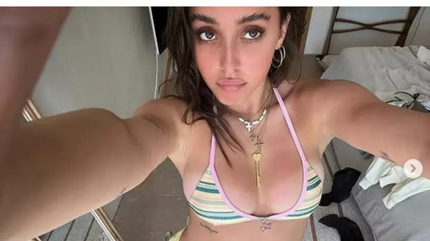 Giulia Stabile risponde alle critiche sui ritocchini: "Smettetela…"