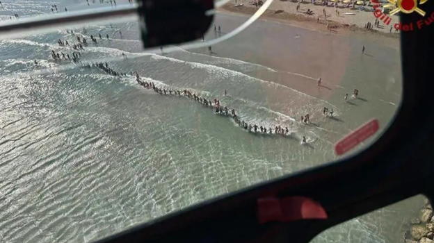 "Era poco lontano da riva". Ecco perché non lo trovavano