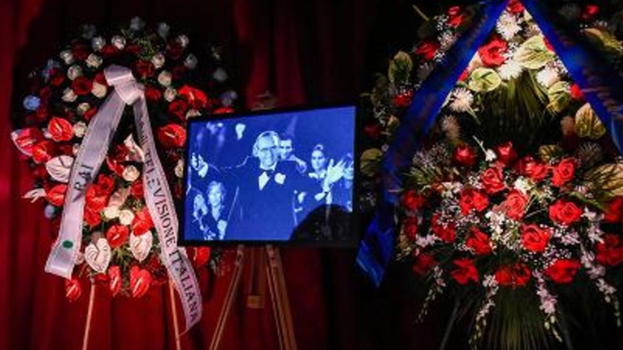 Pippo Baudo, lo aveva deciso prima del decesso: "Al mio funerale.."