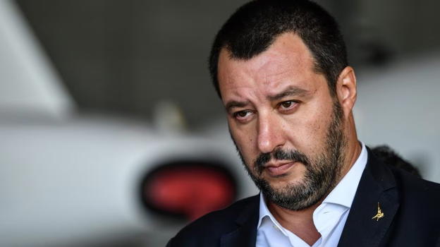 Patente di guida, l’annuncio di Matteo Salvini che cambia tutto