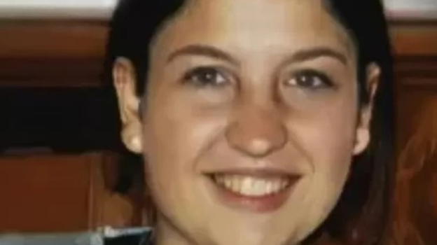 Chiara Poggi, trovato DNA femminile sulla scena del crimine: social su tutte le furie