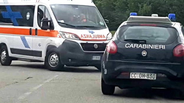 Italia, bimbo di 1 anno precipita dal quinto piano: la madre era…