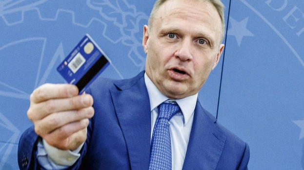 Torna la carta "Dedicata a te": a chi spetta e come