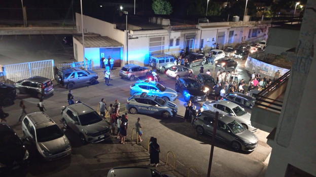 Ritrovato il ragazzo 17enne incappucciato e sequestrato: cos’è successo