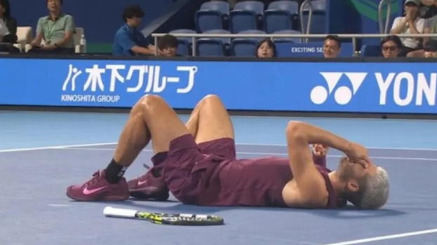 Infortunio per Alcaraz durante il torneo di Tokyo