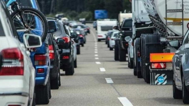 Automobilisti su tutte le furie: sarà obbligatorio dal 1° novembre 2025