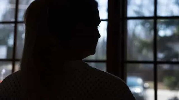 "Sono uscita dai Testimoni di Geova, vi racconto cosa fanno veramente"