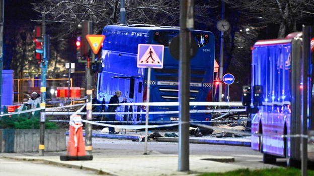 Bus contro la fermata, il racconto agghiacciante dei testimoni sopravvissuti