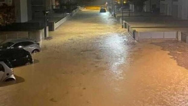 Italia, alluvione improvvisa: ci sono dispersi