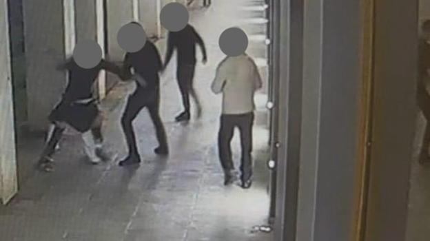 Studente picchiato, parla la mamma dell’autore dell’attacco di corso Como