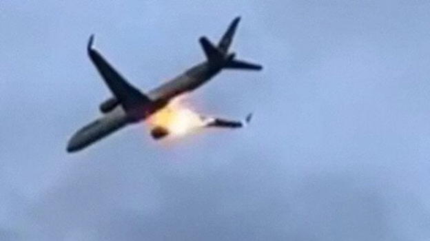 Dramma in volo per l’aereo partito da Cagliari e diretto a Milano: è successo subito dopo il decollo