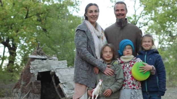 La famiglia nel bosco ha deciso: "Questa è la nostra ultima scelta"