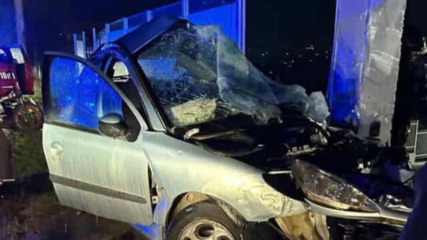 Tremendo sinistro poco fa: deceduto ragazzo giovanissimo e..