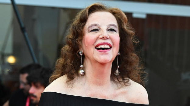 Stefania Sandrelli choc: "L’ho fatto nella cupola di San Pietro con il famoso cantante"